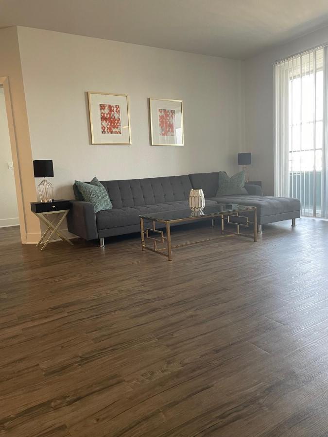 Villa Marina - Modern & Immaculate, Spacious, Gated Condo With Fireplace Pool, Gym, 2 Master Bedrooms ロサンゼルス エクステリア 写真